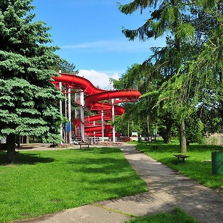 Wawrzkowizna Hotel Rzasawa Exterior photo